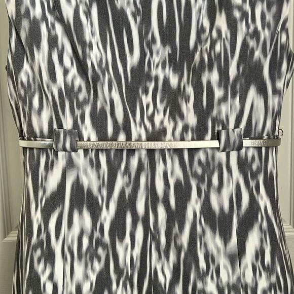 Calvin Klein Grey/White Cap Sleeve Empire Waist Shift Dress Size 12 NWT - Picture 11 of 16